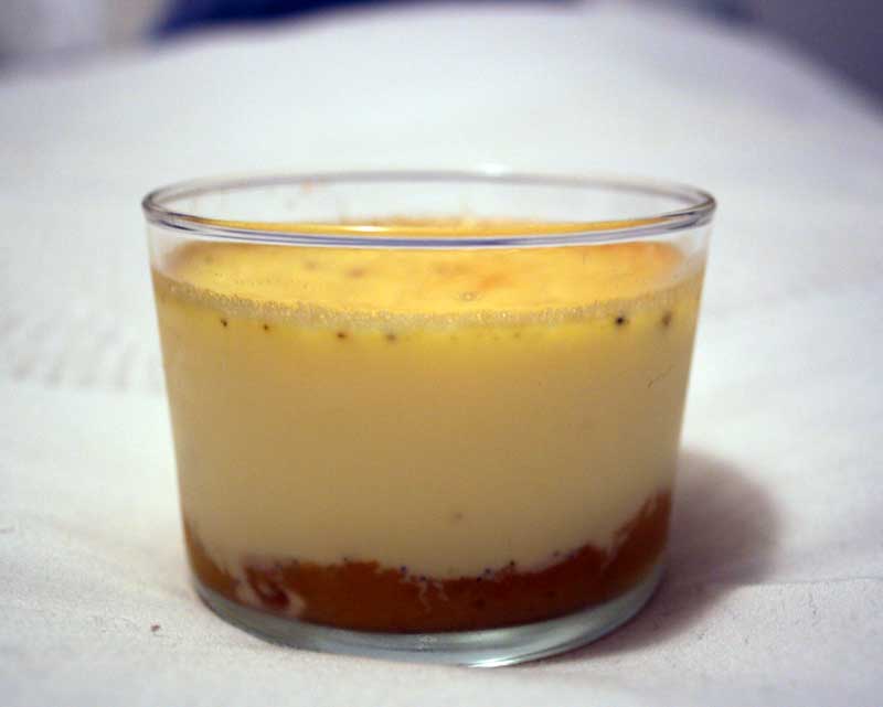 Crèmes vanillées mangue et ananas